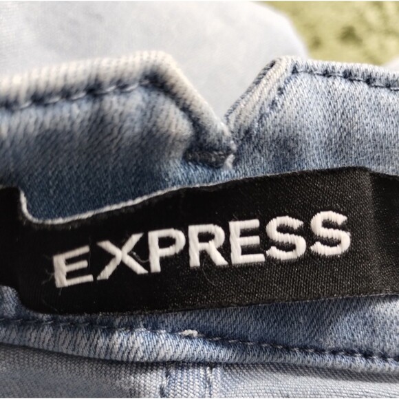 Express Jeans Women's 8 Button Front Light Wash Pockets Super High Rise Skinny - Picture 9 of 10